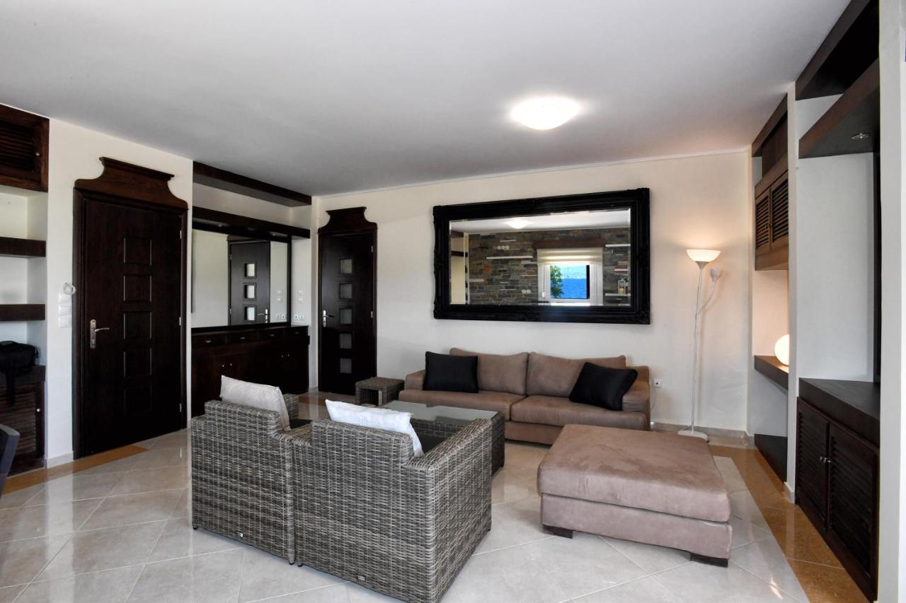 Ferienwohnung Livas Almyri Seafront Flat Kato Almiri Exterior foto